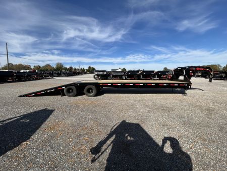 New 2026 MAXXD Hydraulic Dovetail Gooseneck Trailer | 36' x 102' 30K GVWR