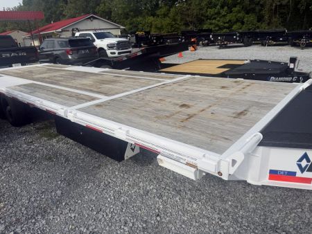 Used (USED) 2026 Diamond C DET210 DECK OVER TILT TRAILER SOLAR CHARGER HYDRO JACK