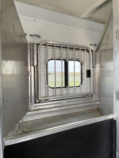 Used 2018 Cimarron 3H 13' LQ Horse Trailer
