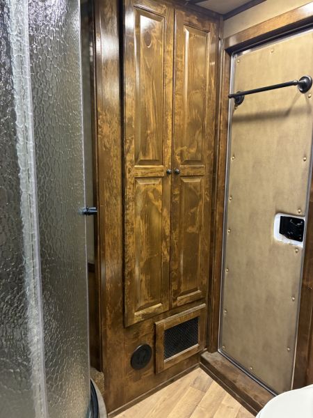 Used 2018 Cimarron 3H 13' LQ Horse Trailer