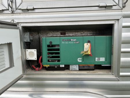Used 2018 Cimarron 3H 13' LQ Horse Trailer