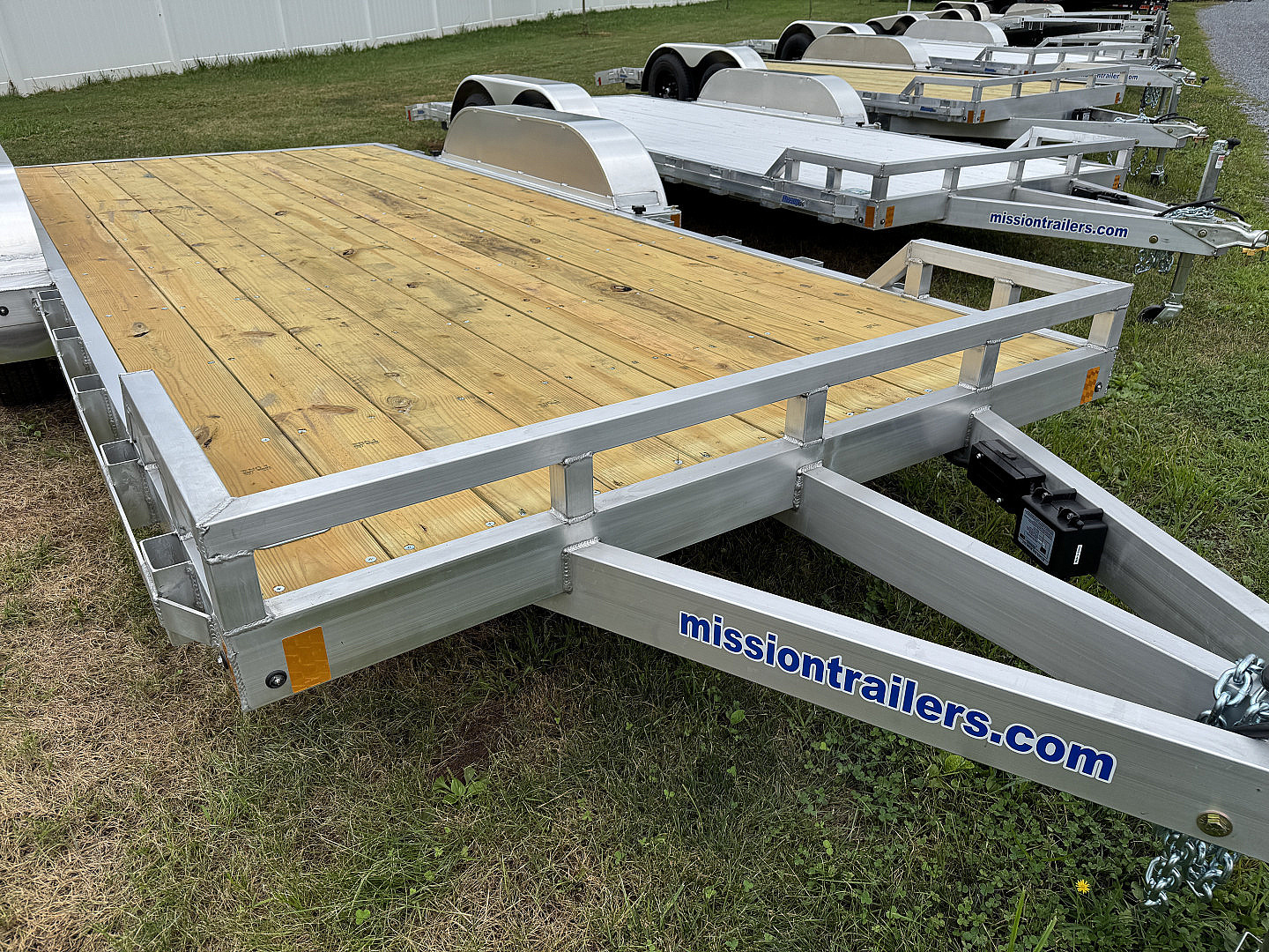 New 2026 Mission MOCH8X18W-W-2.0 7K Car Hauler CLEARANCE SALE ON NOW