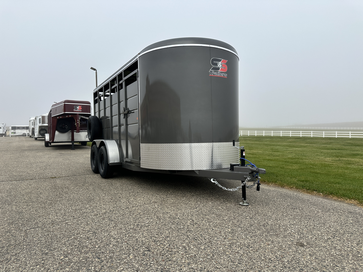 New 2026 S&S Manufacturing 6'x6'6"x16' BP Stock / Stock Combo Trailer