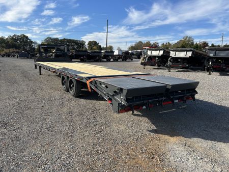 New 2026 Lamar 102" x 30' 16k Gooseneck Flatbed Trailer
