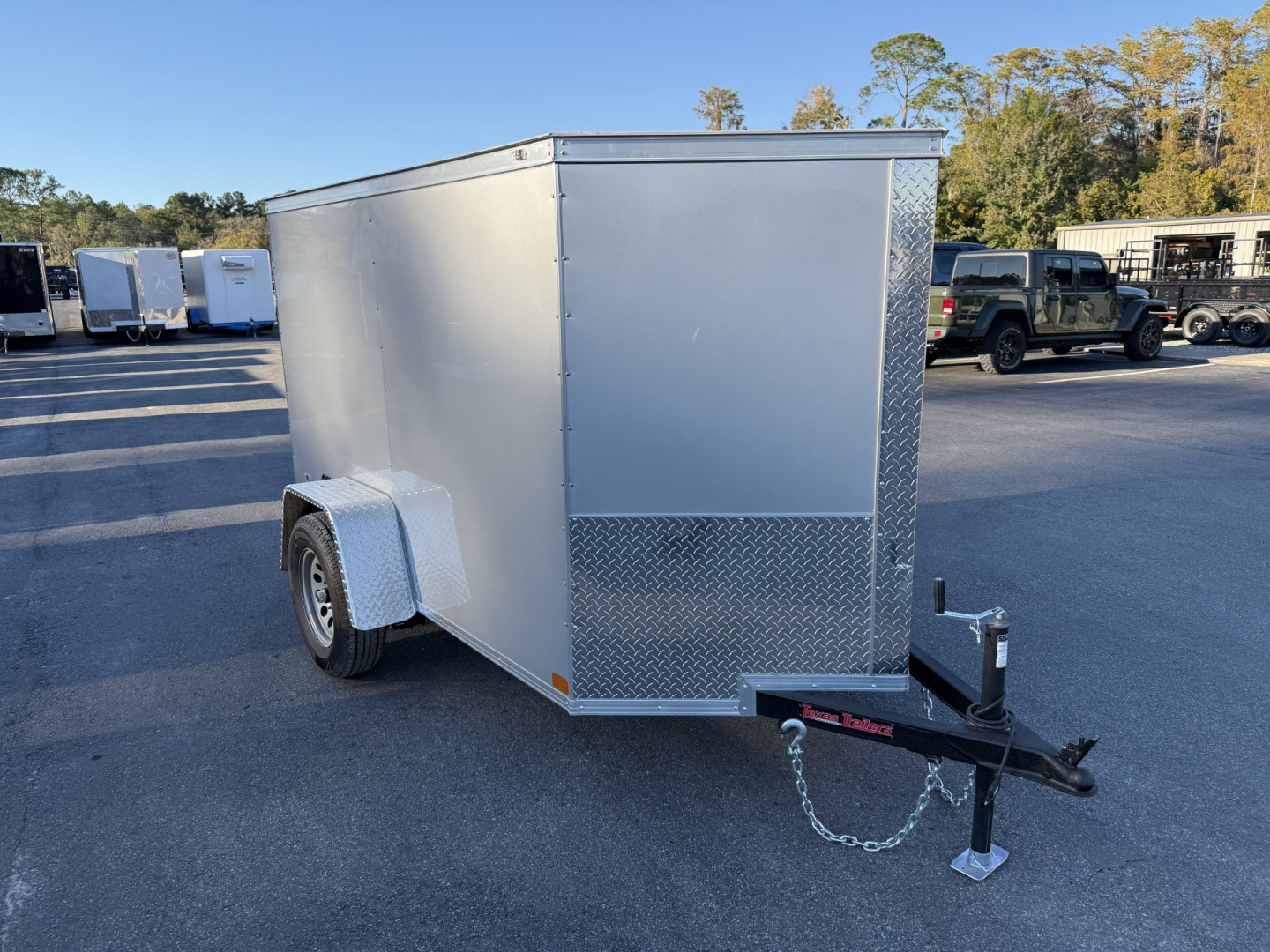 New TX5X8SA TEXAS TRAILERS 5' X 8' CARGO / ENCLOSED TRAILER W/REAR RAMP DOOR