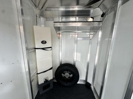 New 2026 4-Star Trailers 2H BP Slant Horse Trailer