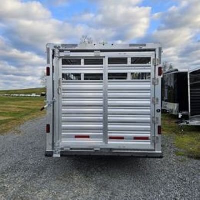 New 2026 Featherlite Trailers GOOSENECK 8127 7X20TA Stock / Stock Combo Trailer