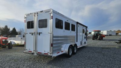 New 2026 Featherlite Trailers GOOSENECK 9807 7'X24'TA Horse Trailer
