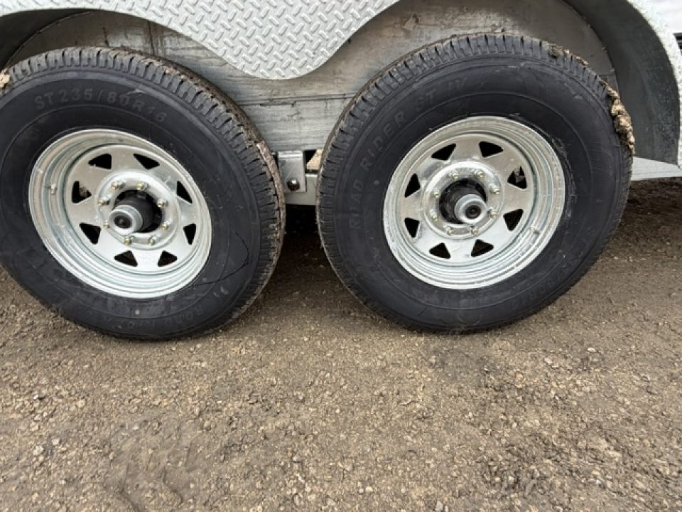 New 2027 Canada Trailers Galvanized 20FT Equipment Trailer