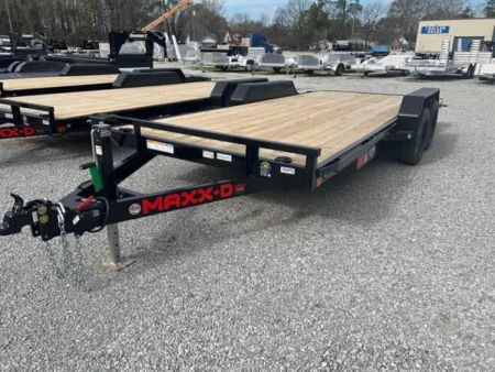 New 2023 MAXXD C4X8318