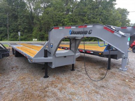 New 2025 Diamond C Trailers FMAX210 HDT Deckover Trailer