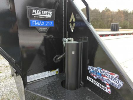 New 2025 Diamond C Trailers FMAX212 HDT PACESETTER EDITION Deckover Trailer