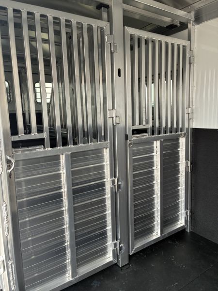New 2027 4-Star 2 + 1 Horse Trailer