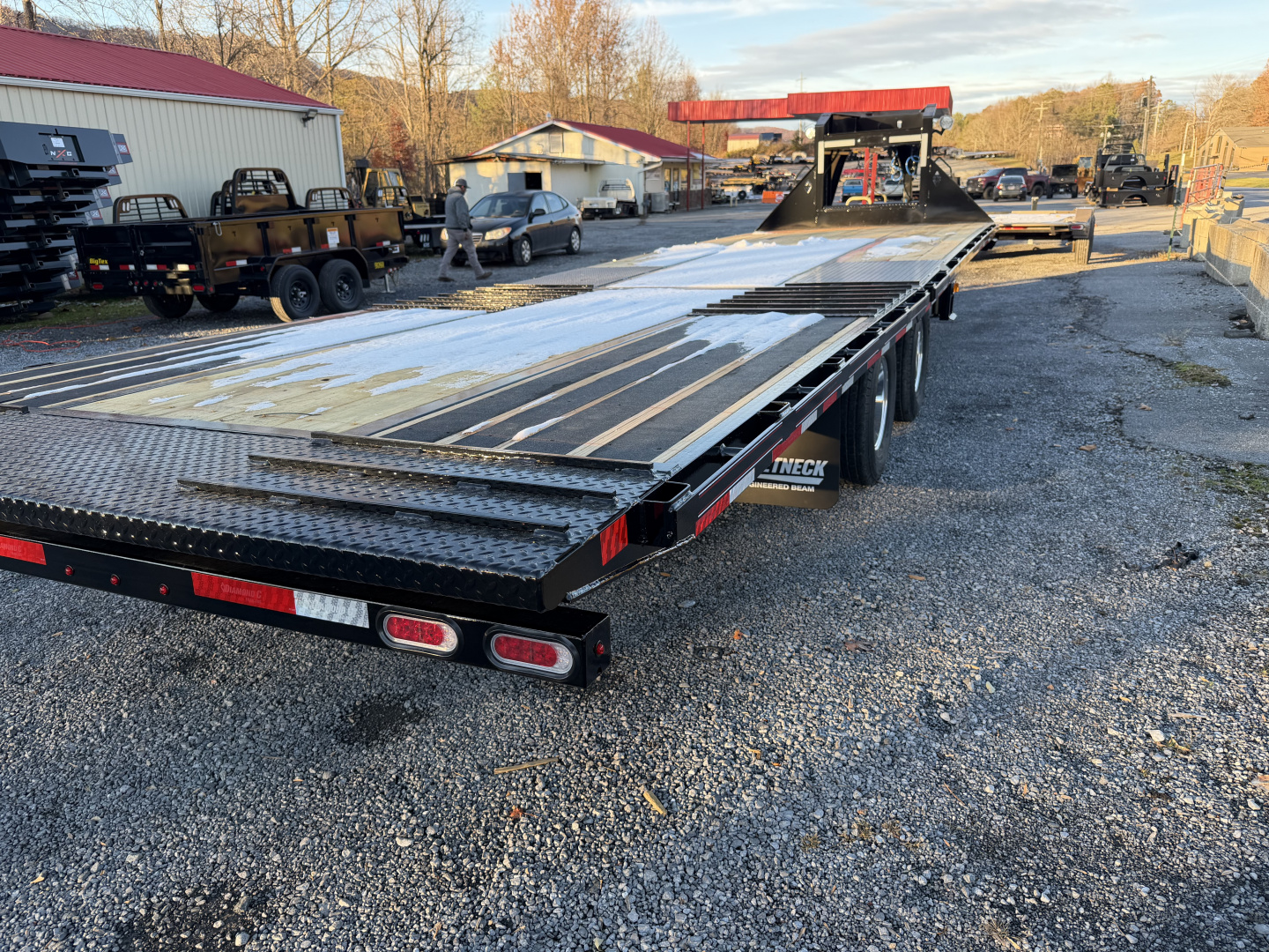 New 2026 Diamond C FMAX210 GOOSENECK TRAILER PACESETTER EDITION HYDRO JACKS & DOVE DISC BRAKES ALUMINUM OUTER RIMS