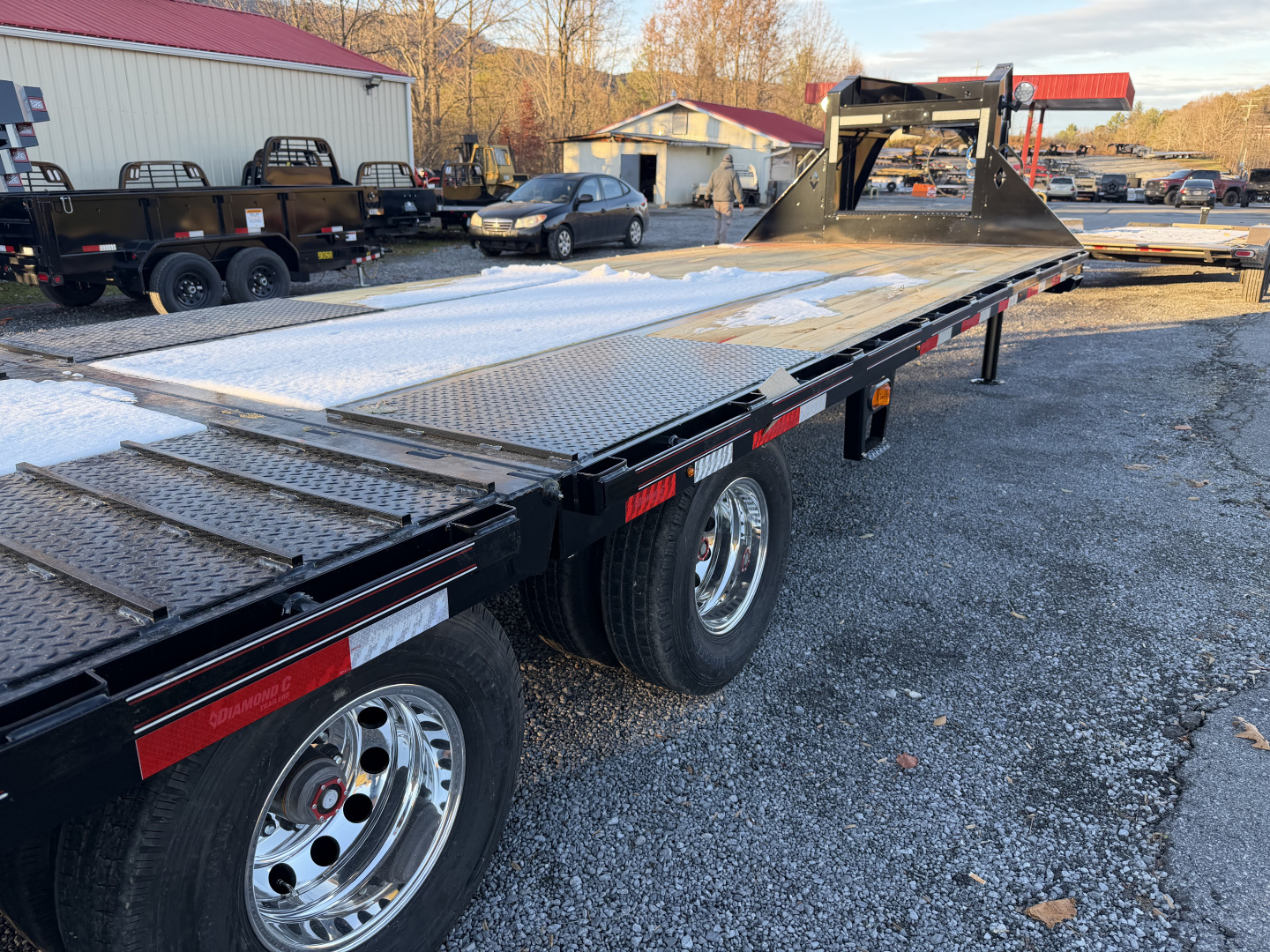 New 2026 Diamond C FMAX210 GOOSENECK TRAILER PACESETTER EDITION HYDRO JACKS & DOVE DISC BRAKES ALUMINUM OUTER RIMS