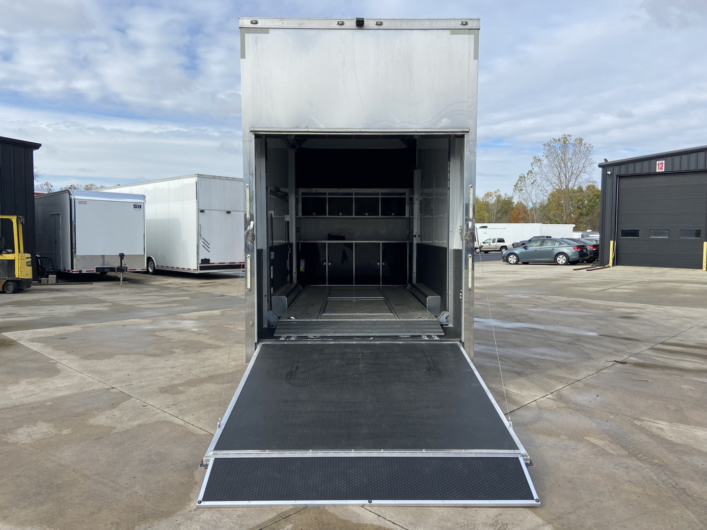 Used 2019 ATC QSTAB8522+0-2T7 Stacker