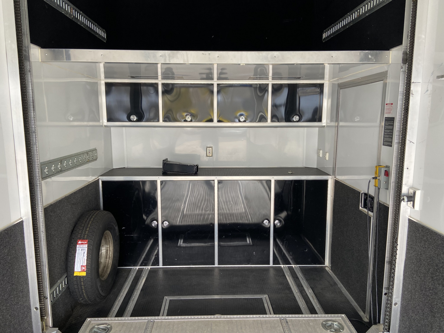Used 2019 ATC QSTAB8522+0-2T7 Stacker