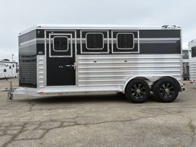 New 2027 4-Star 3H Slant Load Horse Trailer