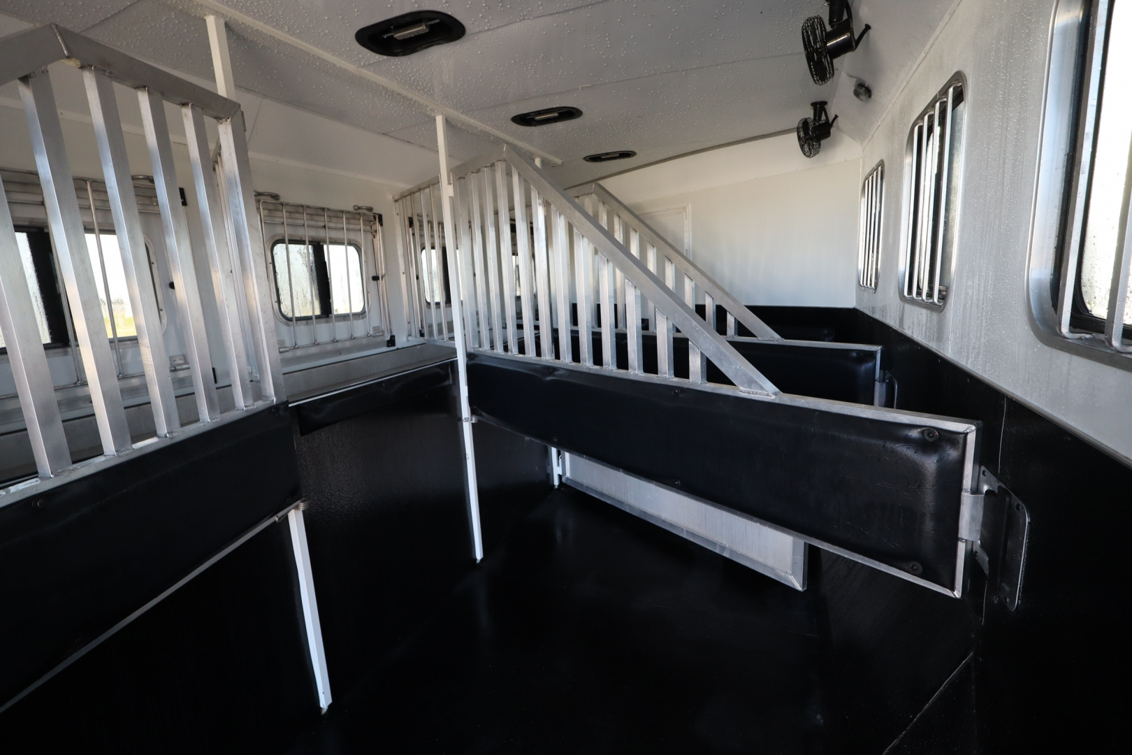 Used 2022 Bison 4 Horse LQ Slide-out Horse Trailer