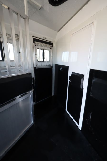 Used 2022 Bison 4 Horse LQ Slide-out Horse Trailer