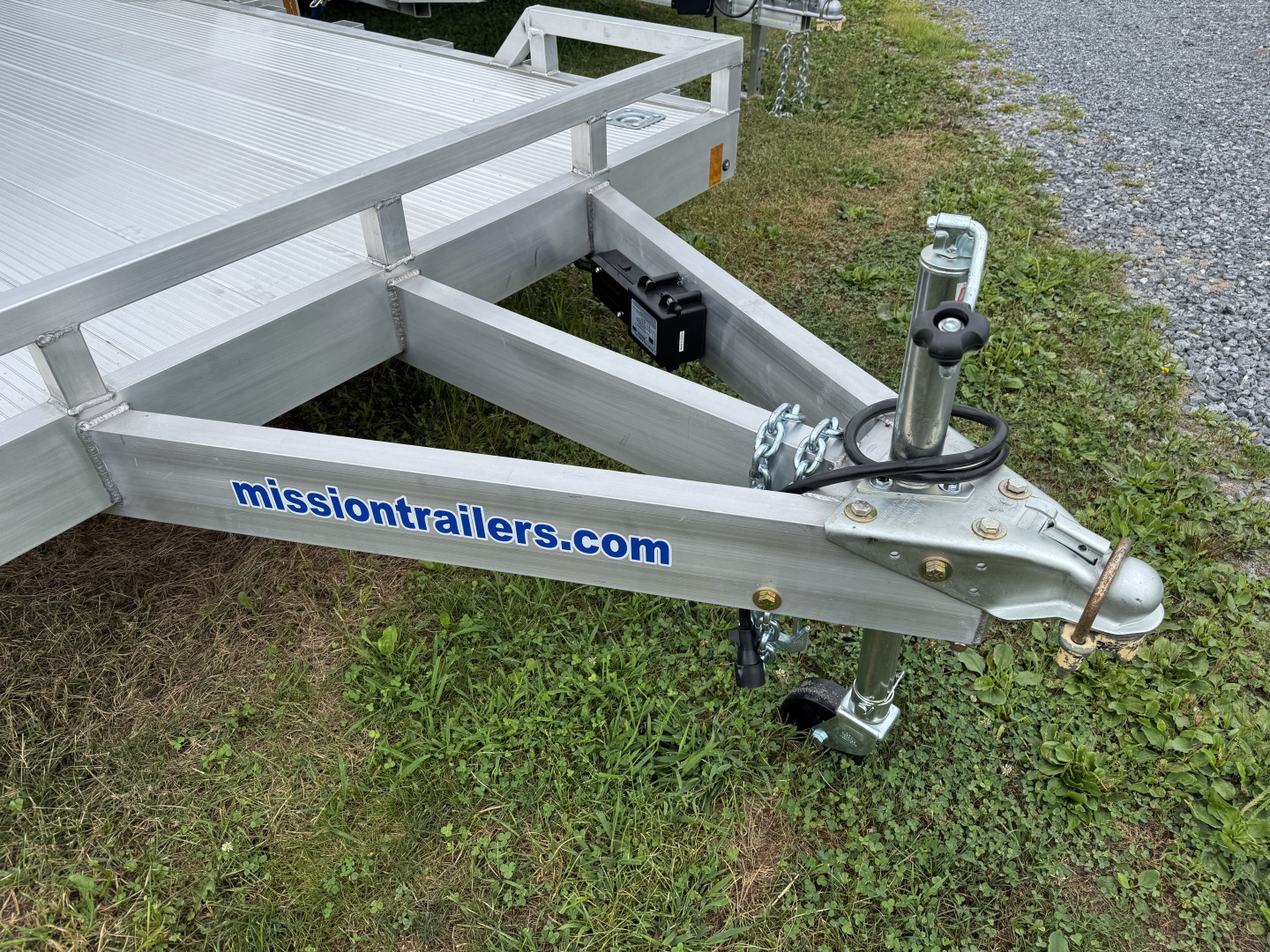 New 2027 Mission MOCH8X18 AL 7K Car Hauler