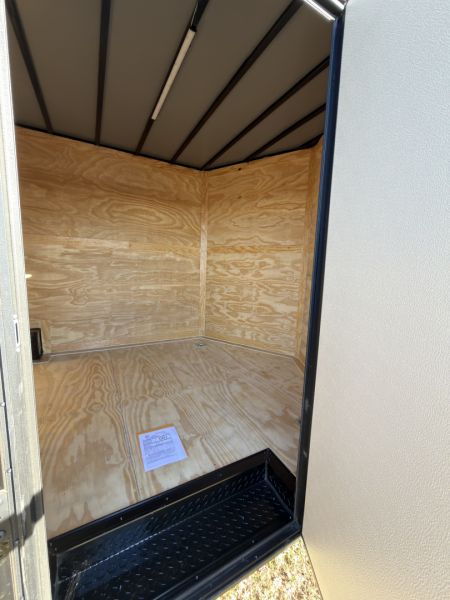 New 2026 Diamond Cargo 8.5x16TA 7'6" Tall .080 Black PolyCor Blackout Package Rear Wing Spoiler Cargo / Enclosed Trailer
