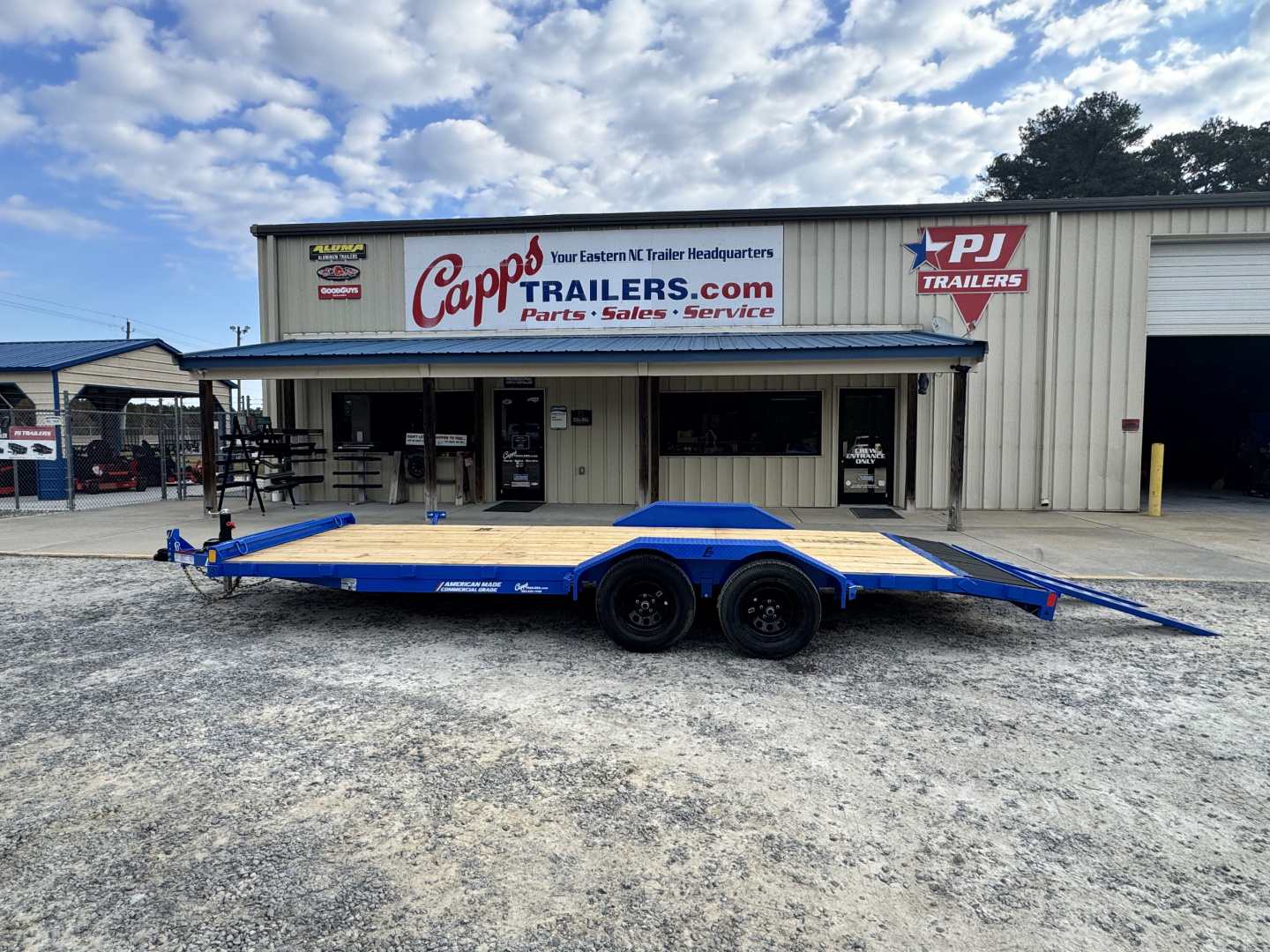 New 2027 Liberty LC7K83X20C4 Freedom Blue Car Hauler