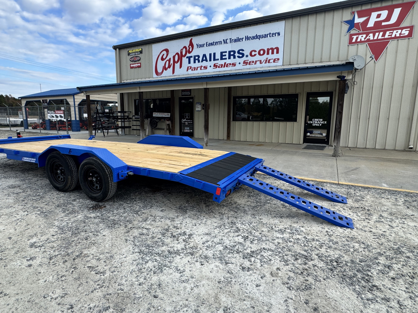 New 2027 Liberty LC7K83X20C4 Freedom Blue Car Hauler
