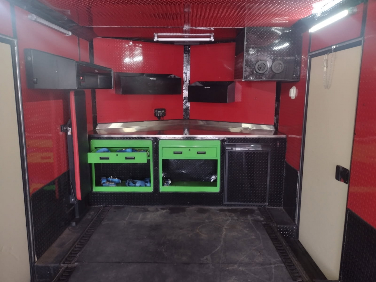 Used 2020 Anvil 36' Enclosed