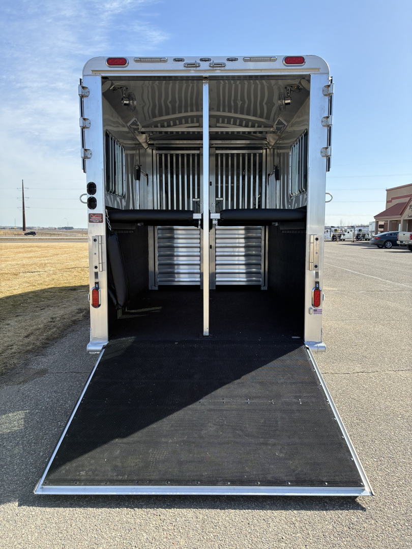 New 2027 4-Star 2 + 1 Horse Trailer