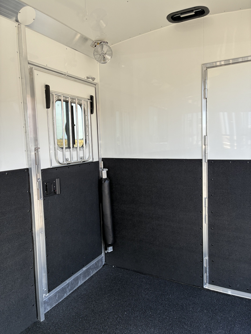 New 2027 4-Star 2 + 1 Horse Trailer