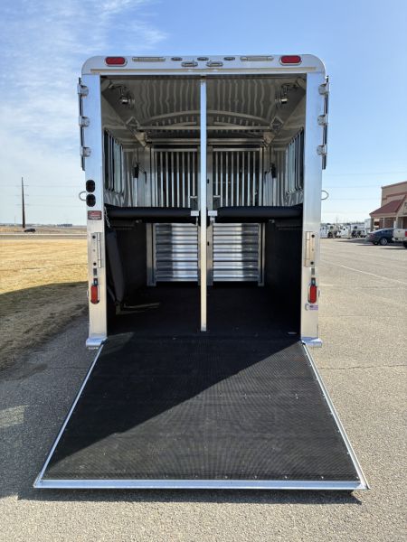 New 2027 4-Star 2 + 1 Horse Trailer