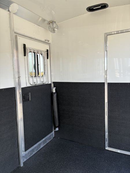 New 2027 4-Star 2 + 1 Horse Trailer