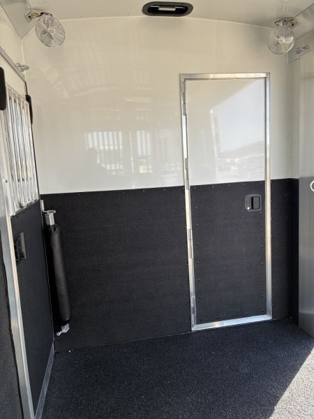 New 2027 4-Star 2 + 1 Horse Trailer
