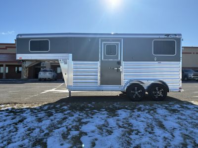 New 2027 4-Star 2H Straight Load GN Horse Trailer