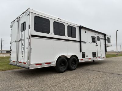 New 2026 Lakota 3H 9'LQ Horse Trailer