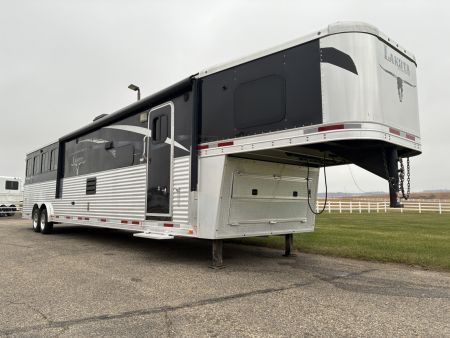 Used 2014 Lakota 4H 16LQ Horse Trailer