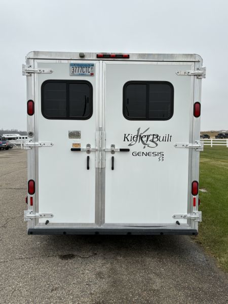 Used 2003 Kiefer Manufacturing 3H Gooseneck Horse Trailer