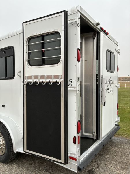 Used 2003 Kiefer Manufacturing 3H Gooseneck Horse Trailer