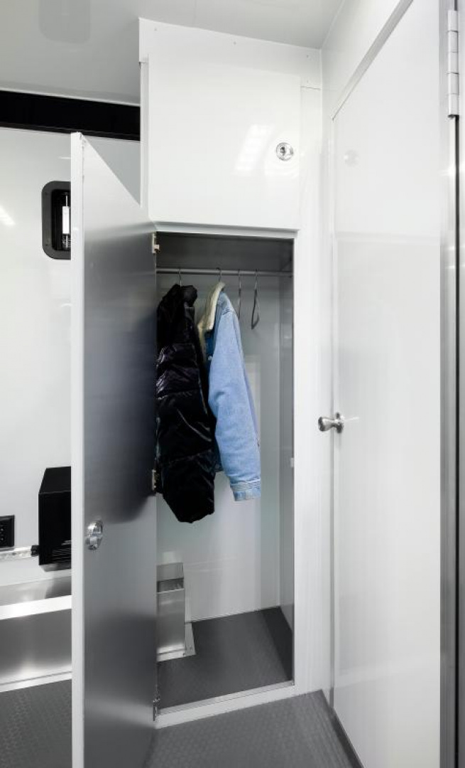 New 2024 ATC 28 FT OFFICE TRAILER COMMAND CENTER WITH BATHROOM
