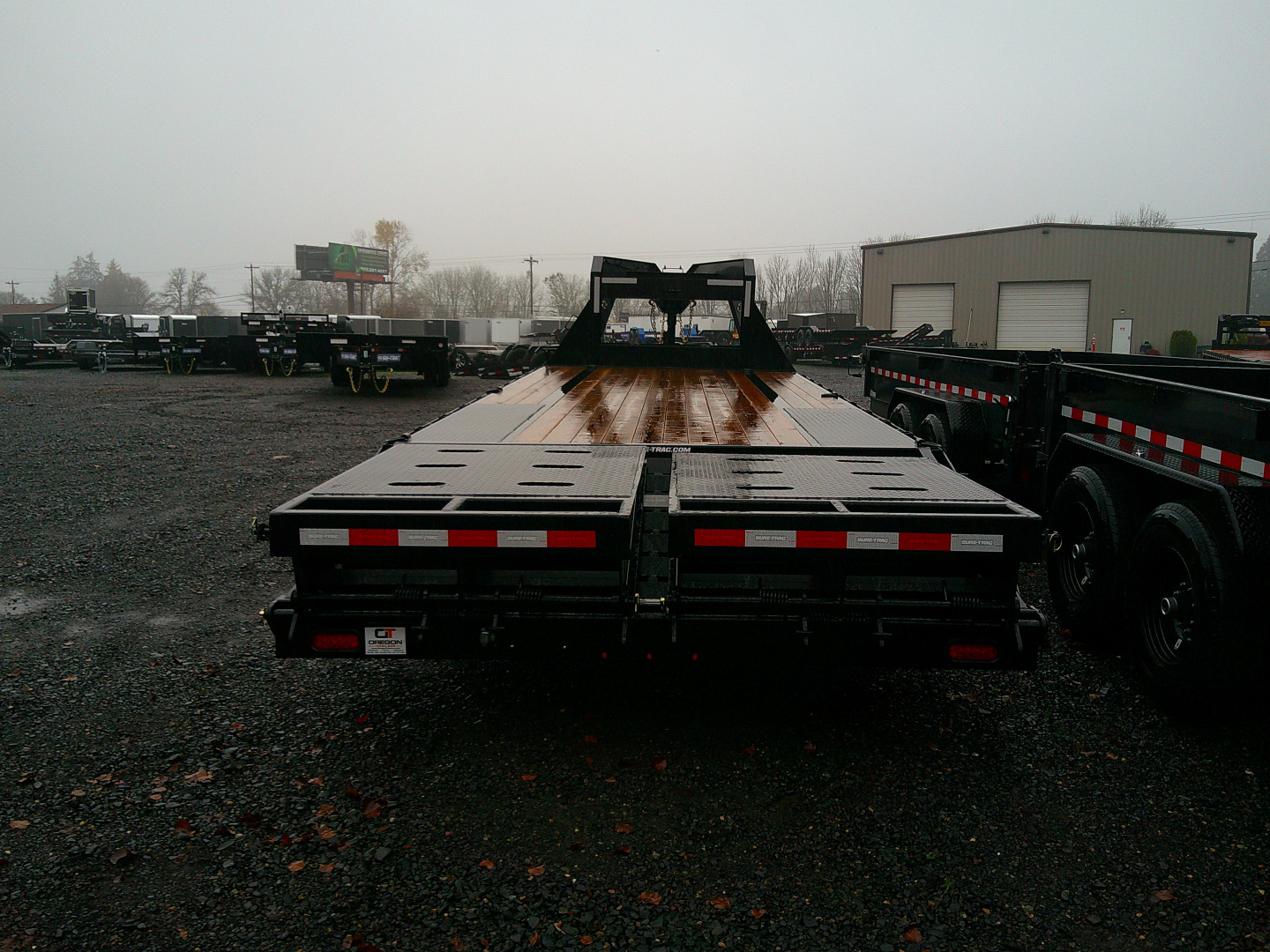 New 2026 Sure-Trac 8.5X25 17.6K Gooseneck Deck Over