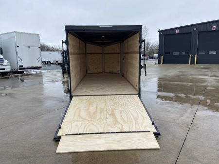 New United UJ 16' V-Nose Enclosed Cargo Trailer