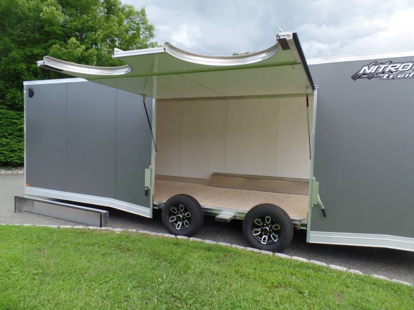 9×24 Enclosed Cargo Trailer photo 4
