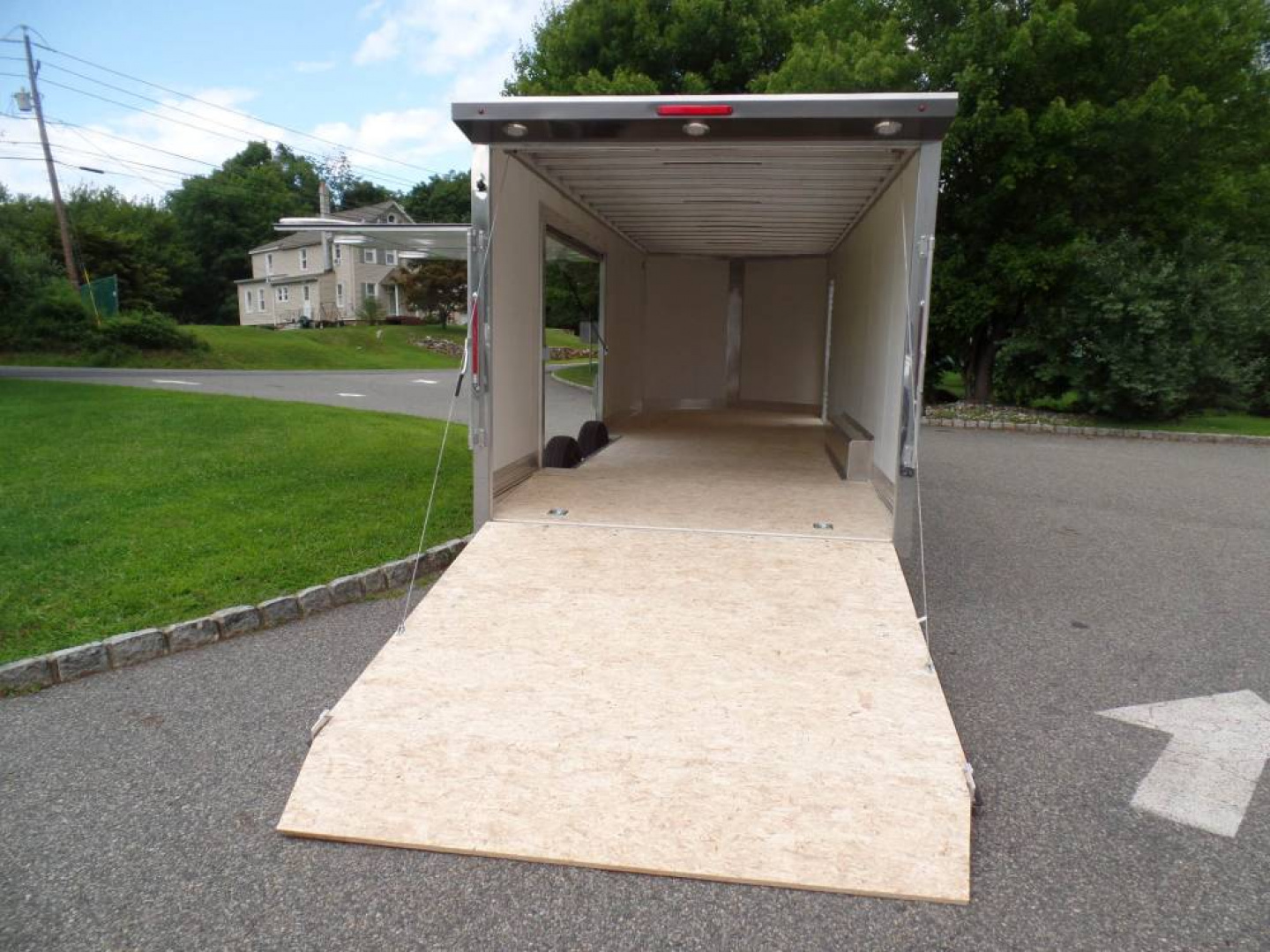 9×24 Enclosed Cargo Trailer photo 5
