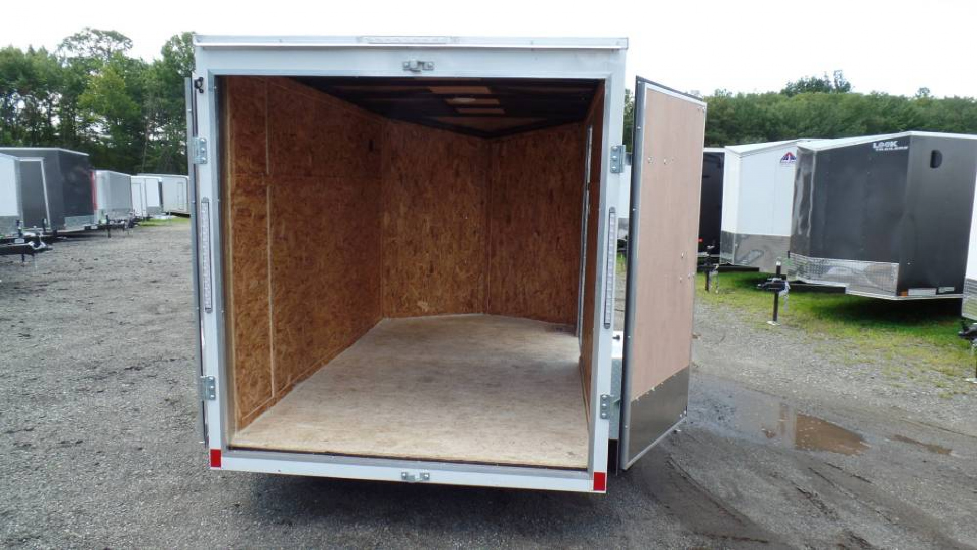 6×10 Enclosed Cargo Trailer photo 5