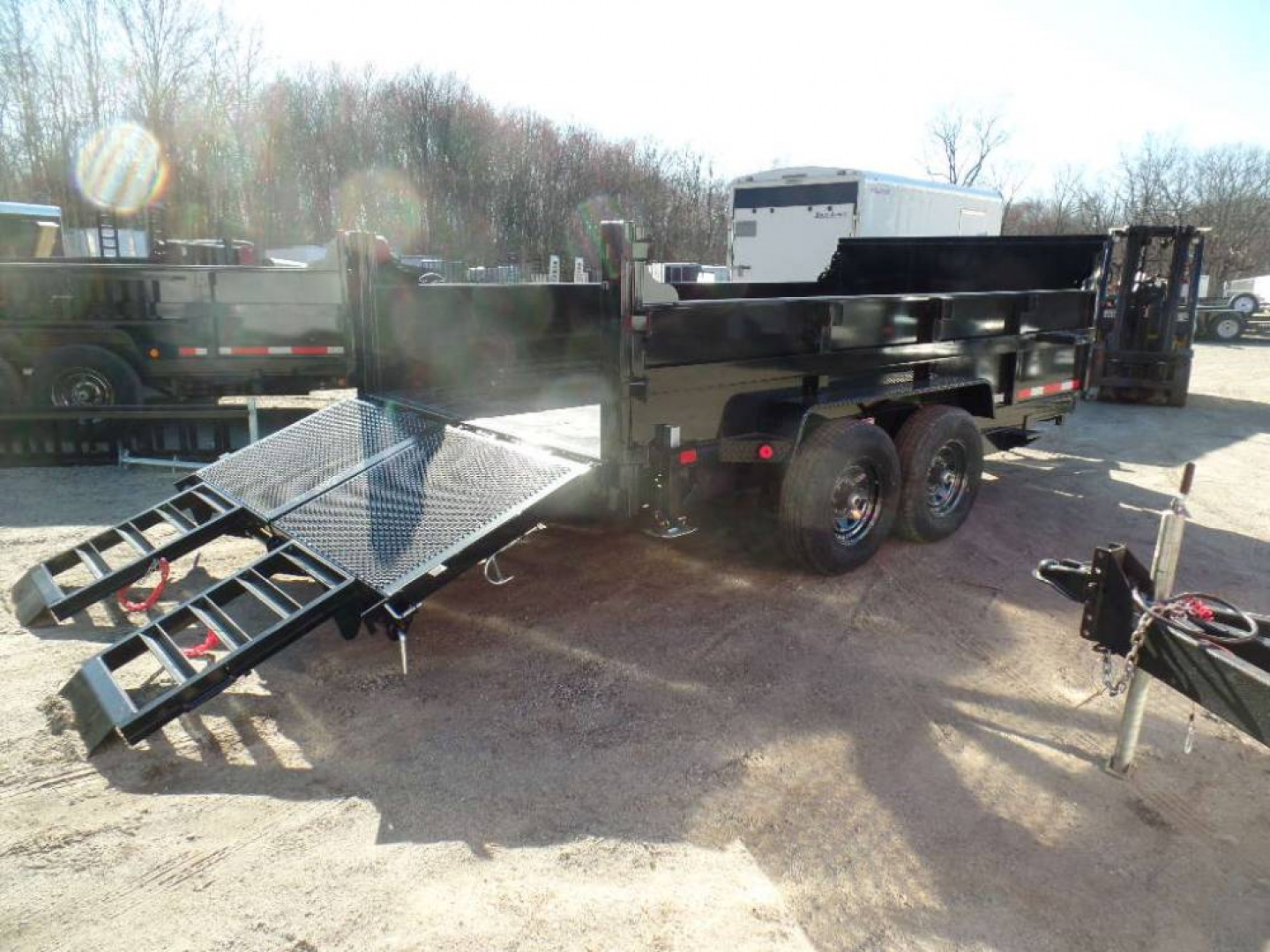 14K Dump Trailer photo 3