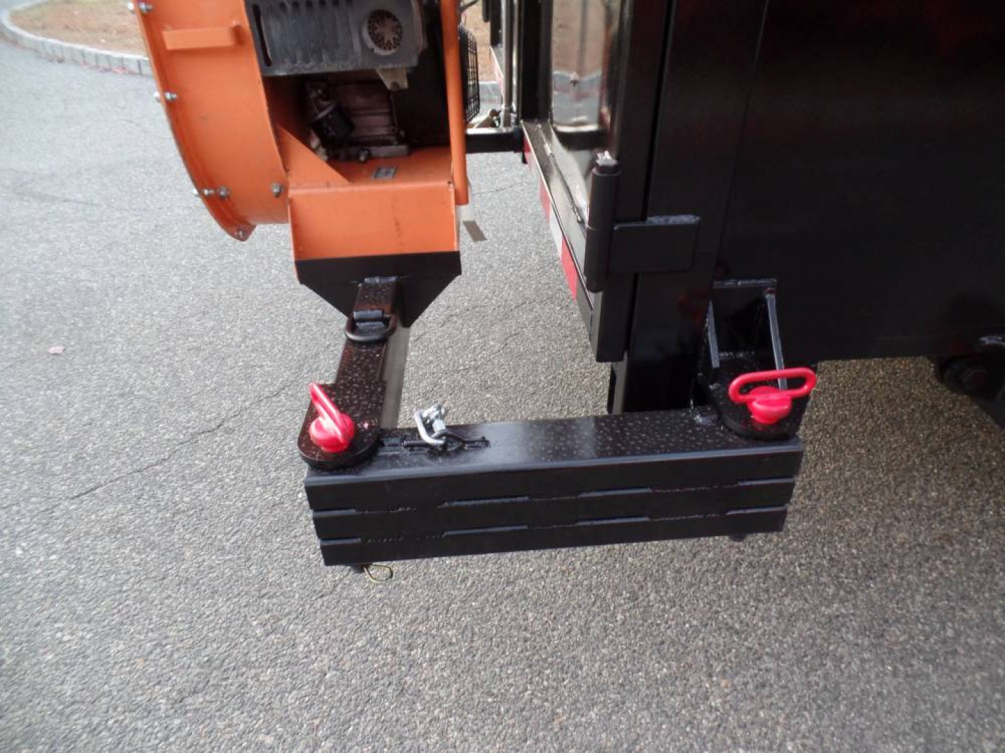 New EXAMPLE / Dump Trailer with 270 degree swing away mount ,Leaf Vacuum and Enclosure for Leaves