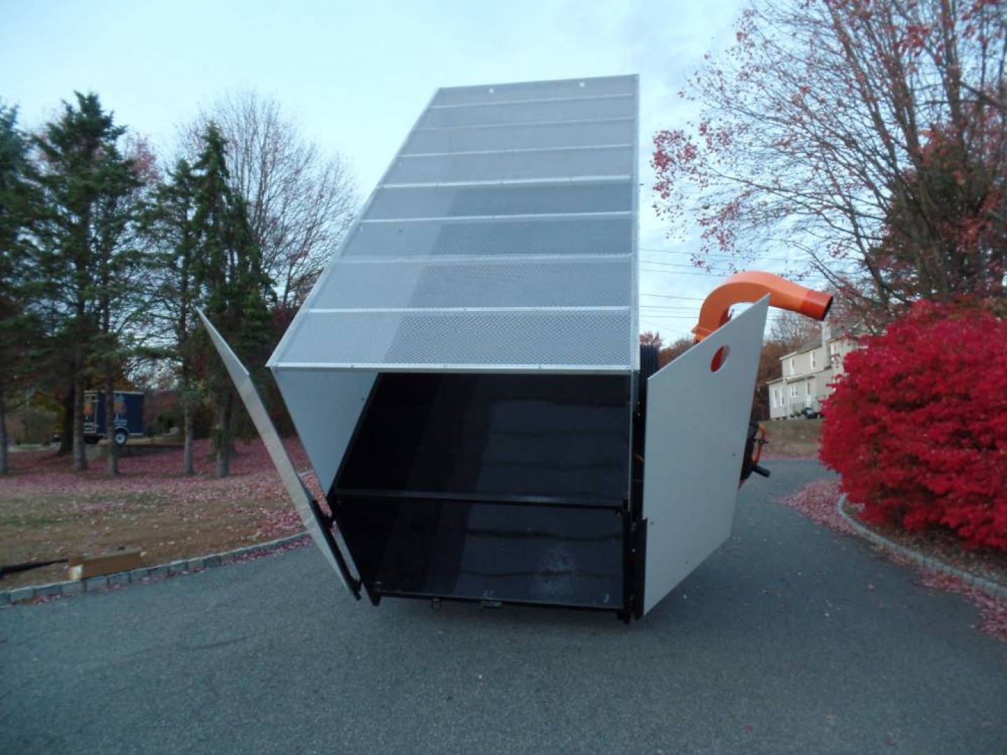 New EXAMPLE / Dump Trailer with 270 degree swing away mount ,Leaf Vacuum and Enclosure for Leaves