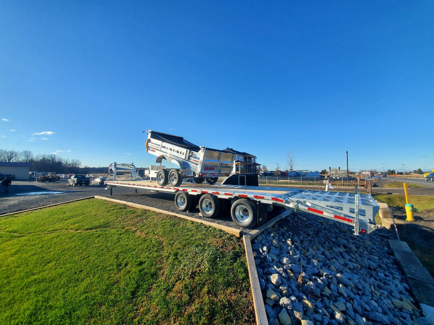 New 2026 K-Trail 35 + 5 37.5K Gooseneck Equipment Trailer