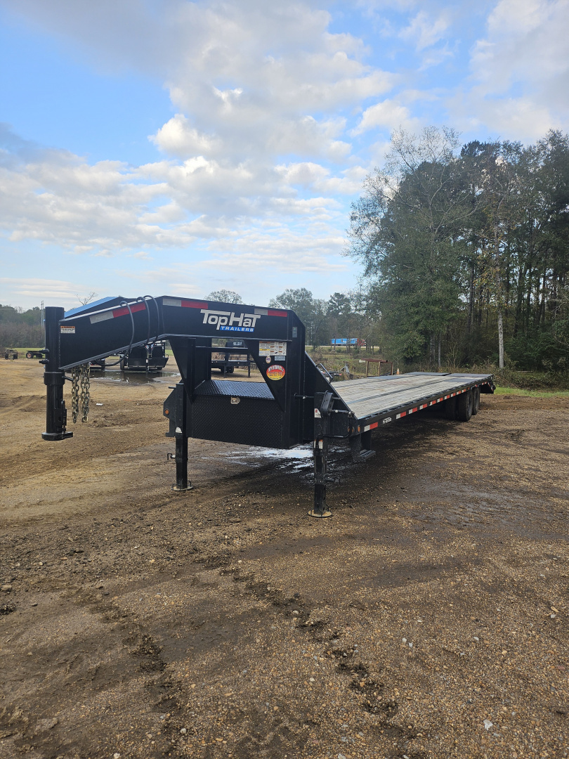 Used 2025 Top Hat 102"X40' Gooseneck, 2 Jumbo Ramps Flatbed Trailer